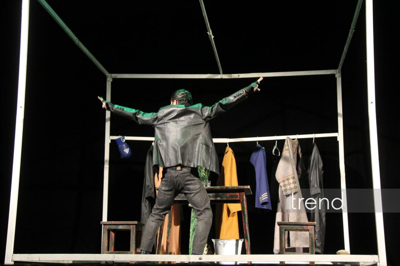 В Азербайджанском русском драмтеатре прошли первые гастроли Жетысайского драмтеатра со спектаклем "Мой друг"