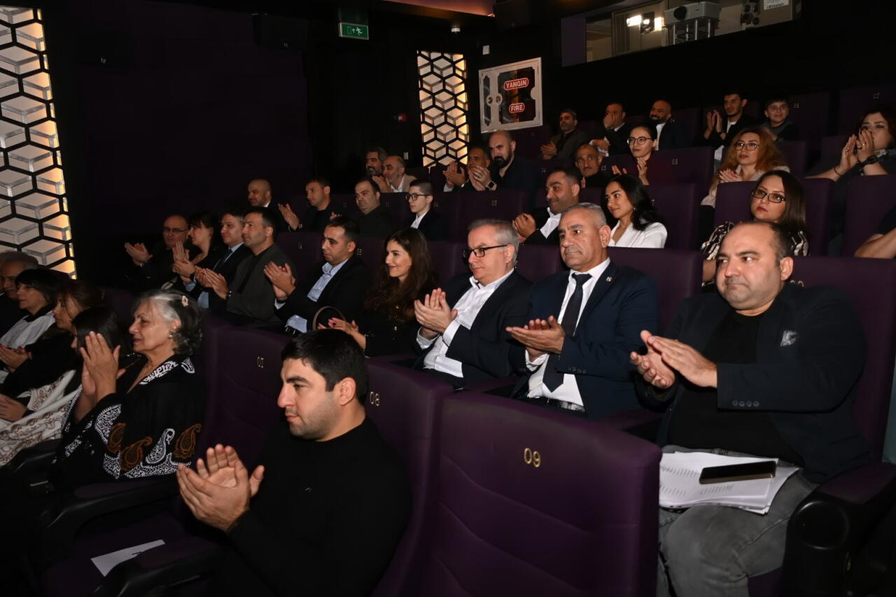 Как герой Карабахской войны без ног покорил гору Эльбрус - презентация фильма "Дыхание Победы"