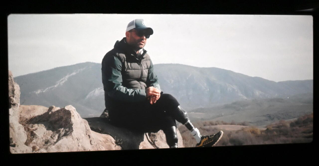 Как герой Карабахской войны без ног покорил гору Эльбрус - презентация фильма "Дыхание Победы"