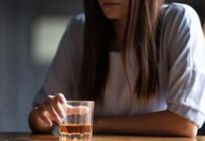 Женщинам рассказали об изменениях при употреблении алкоголя с возрастом