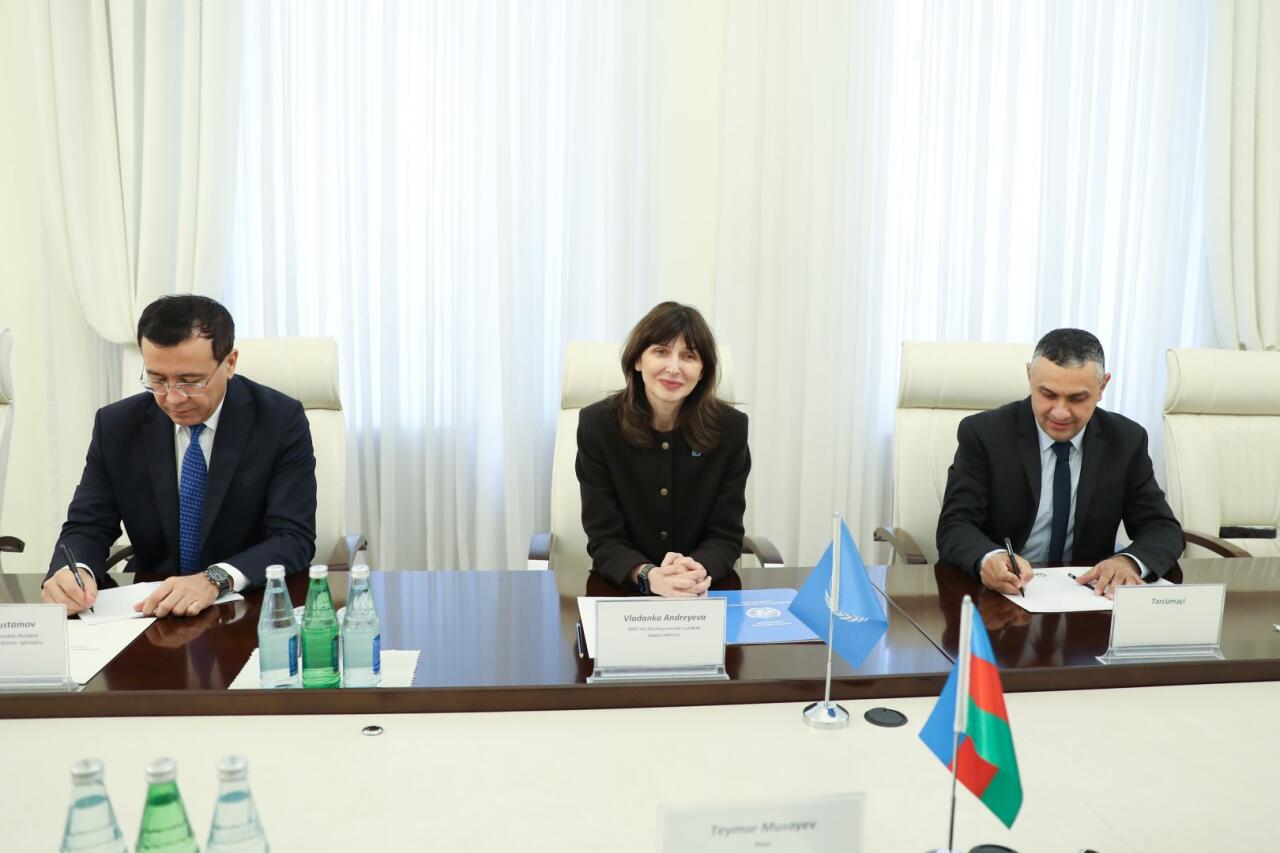 Теймур Мусаев встретился с резидент-координатором ООН в Азербайджане