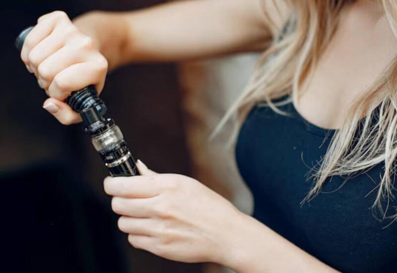 Онколог рассказал об опасности вейпов