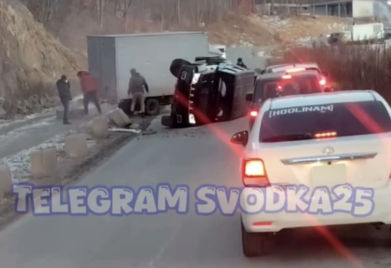 В России внедорожник попал на видео после жесткого кульбита