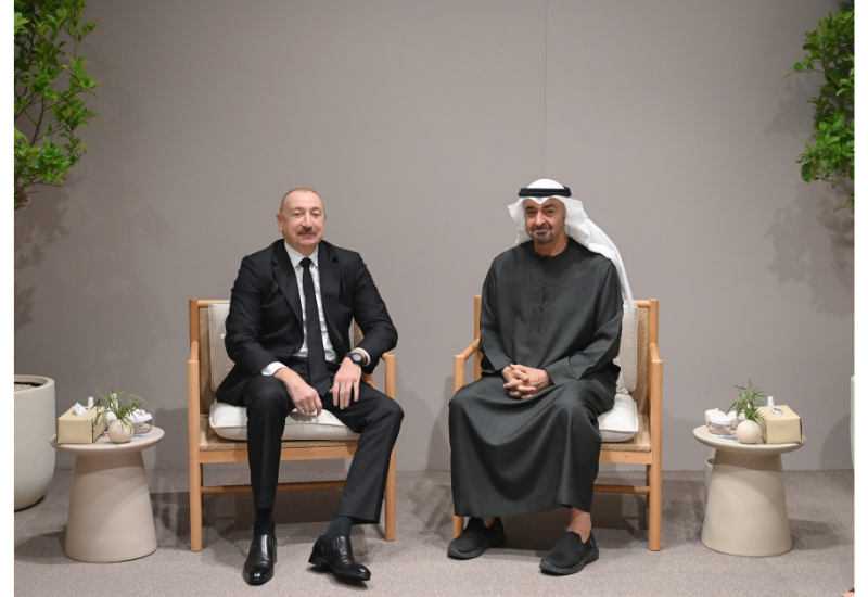 В Абу-Даби состоялась встреча Президента Ильхама Алиева с Президентом Объединенных Арабских Эмиратов