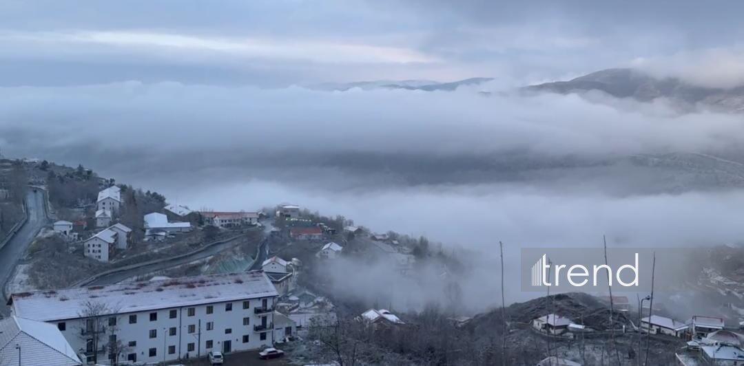 В Лачине идет снег