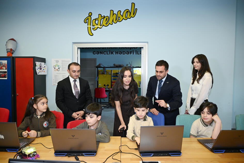 Heydər Əliyev Fondunun vitse-prezidenti Leyla Əliyeva “ASAN Məktub” sosial proqramının 10 illiyinə həsr olunan tədbirdə iştirak edib