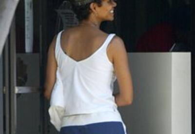 Спортивным костюмам в стиле 2000-х предрекли возвращение в моду