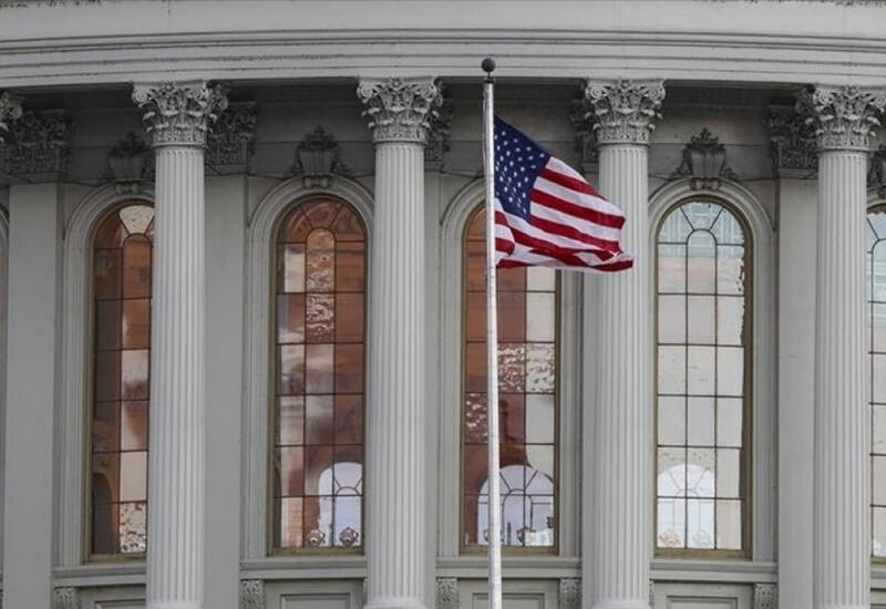 США ввели санкции против иранской нефти