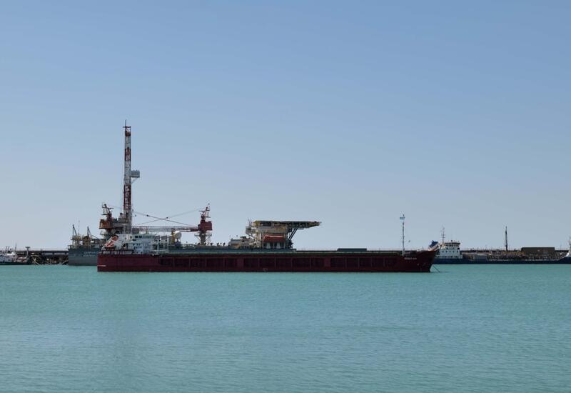 Bakı Limanında 11 ayda 7,5 milyon ton yük aşırılıb