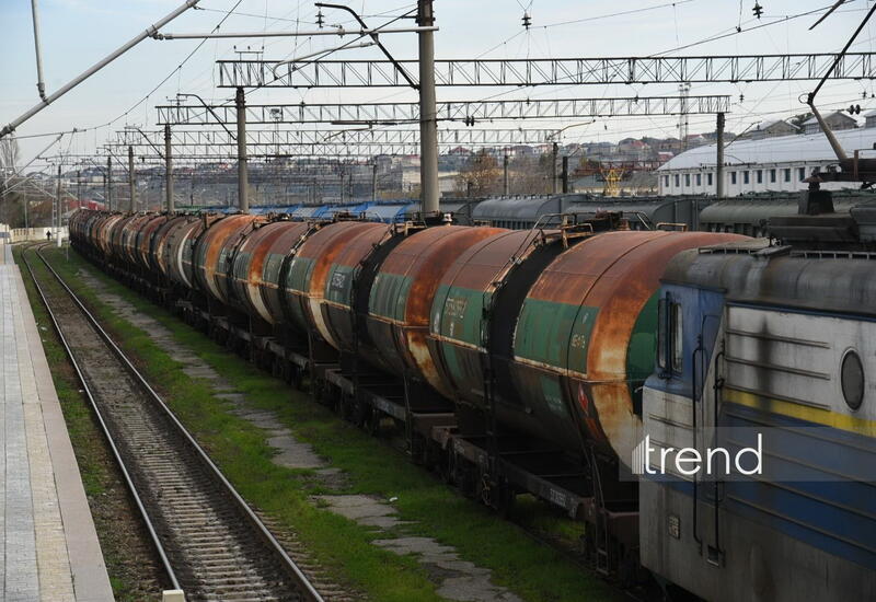 Из Азербайджана в Армению отправлено 22 цистерны с бензином АИ-95