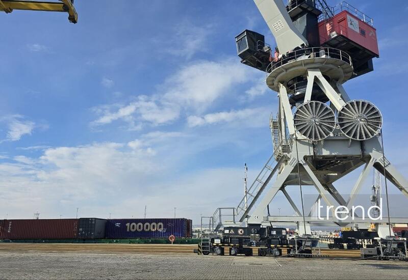 Бакинский порт впервые перевалил более 100 000 контейнеров
