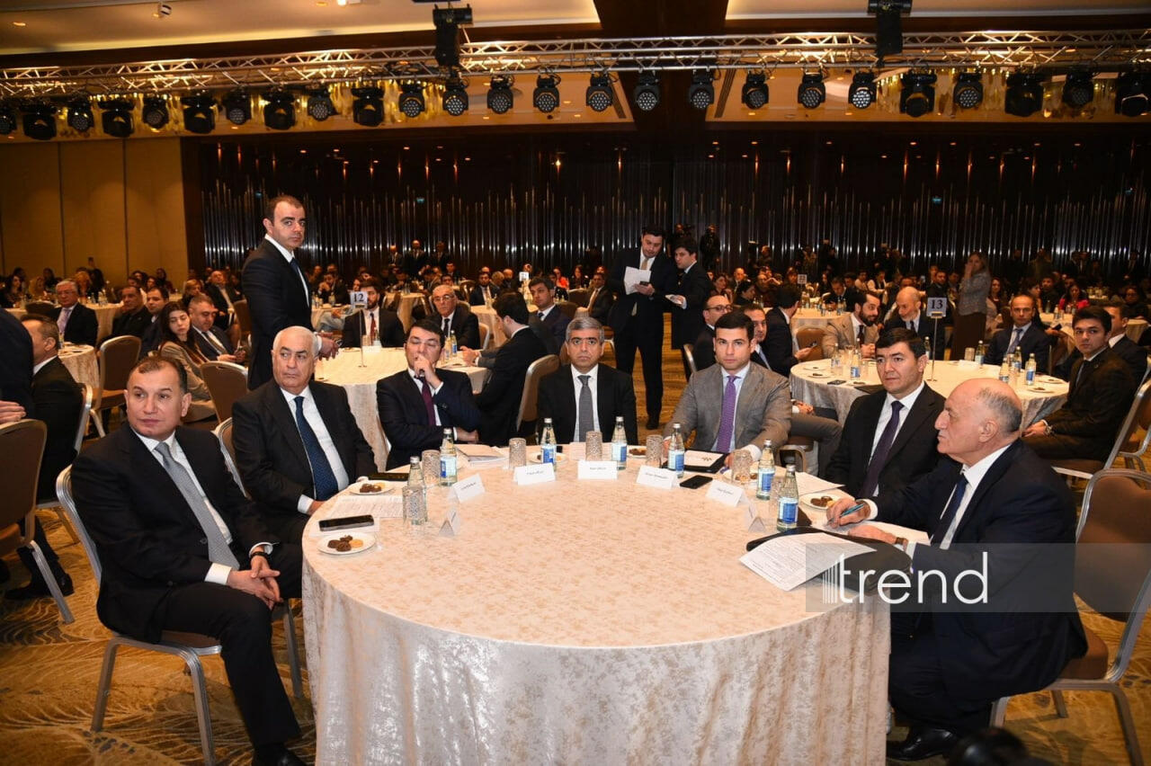 В Баку состоялась церемония вручения премии "Dayaq"