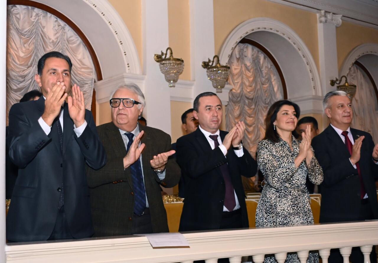 Дни культуры Узбекистана в Азербайджане – мастера искусств представили классическую программу