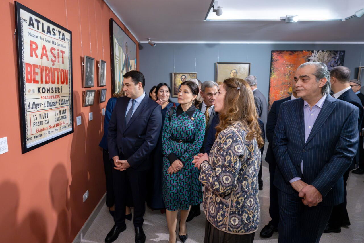 Состоялось торжественное открытие экспозиции "Цвет голоса" к 110-летию легендарного Рашида Бейбутова