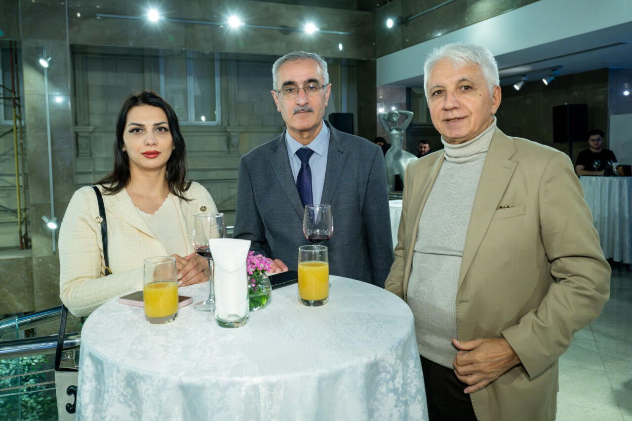 Состоялось торжественное открытие экспозиции "Цвет голоса" к 110-летию легендарного Рашида Бейбутова