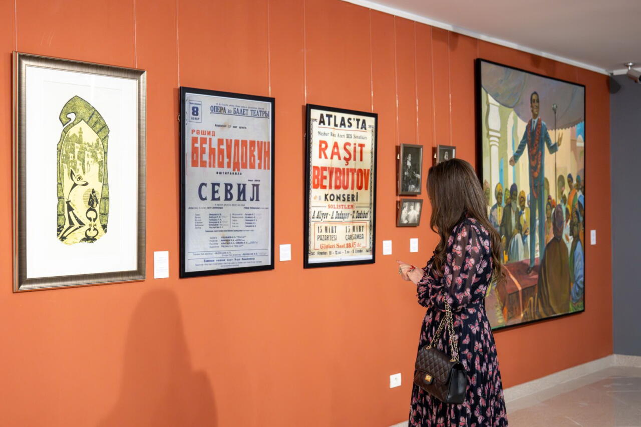 Состоялось торжественное открытие экспозиции "Цвет голоса" к 110-летию легендарного Рашида Бейбутова