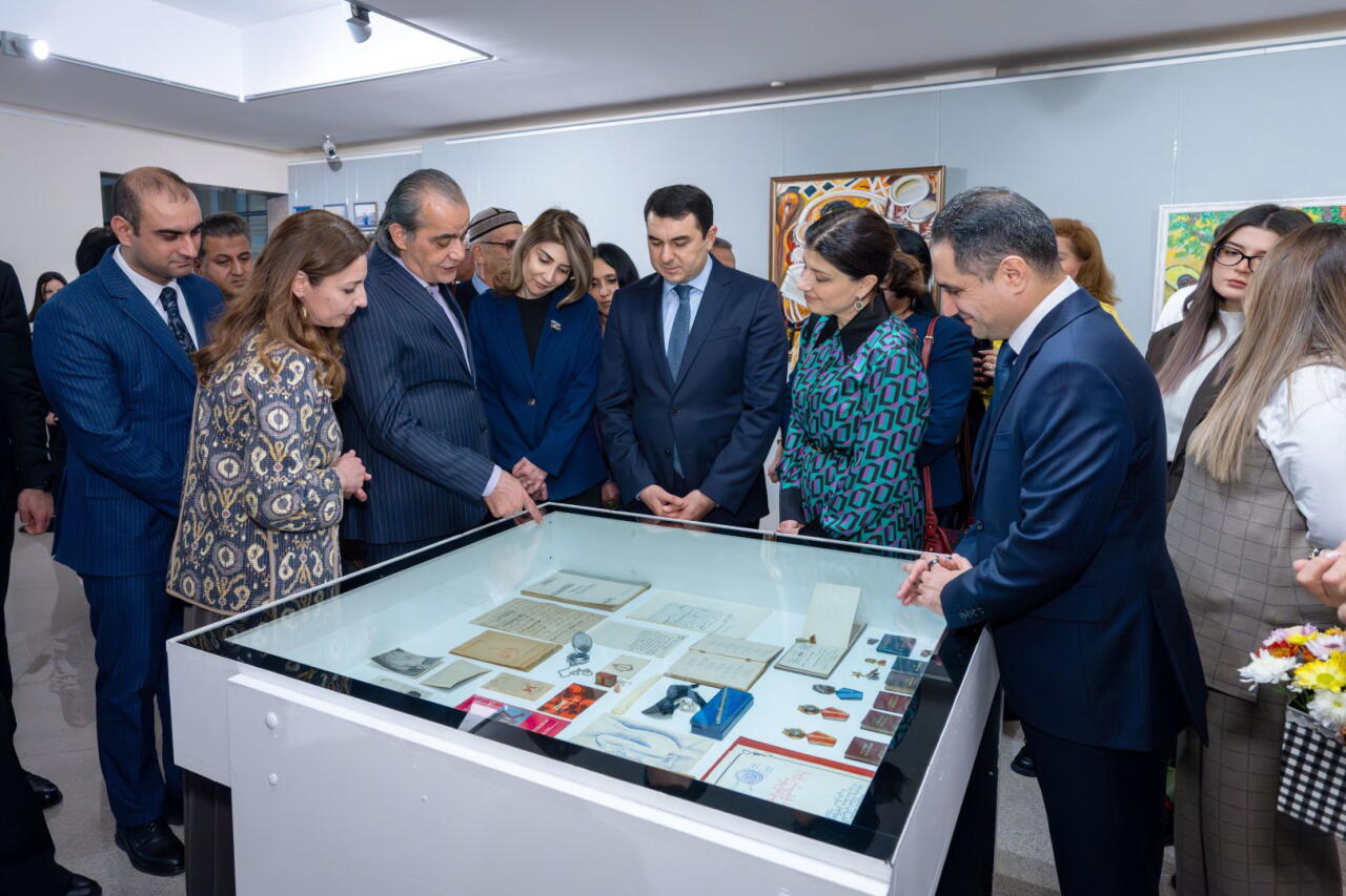 Состоялось торжественное открытие экспозиции "Цвет голоса" к 110-летию легендарного Рашида Бейбутова