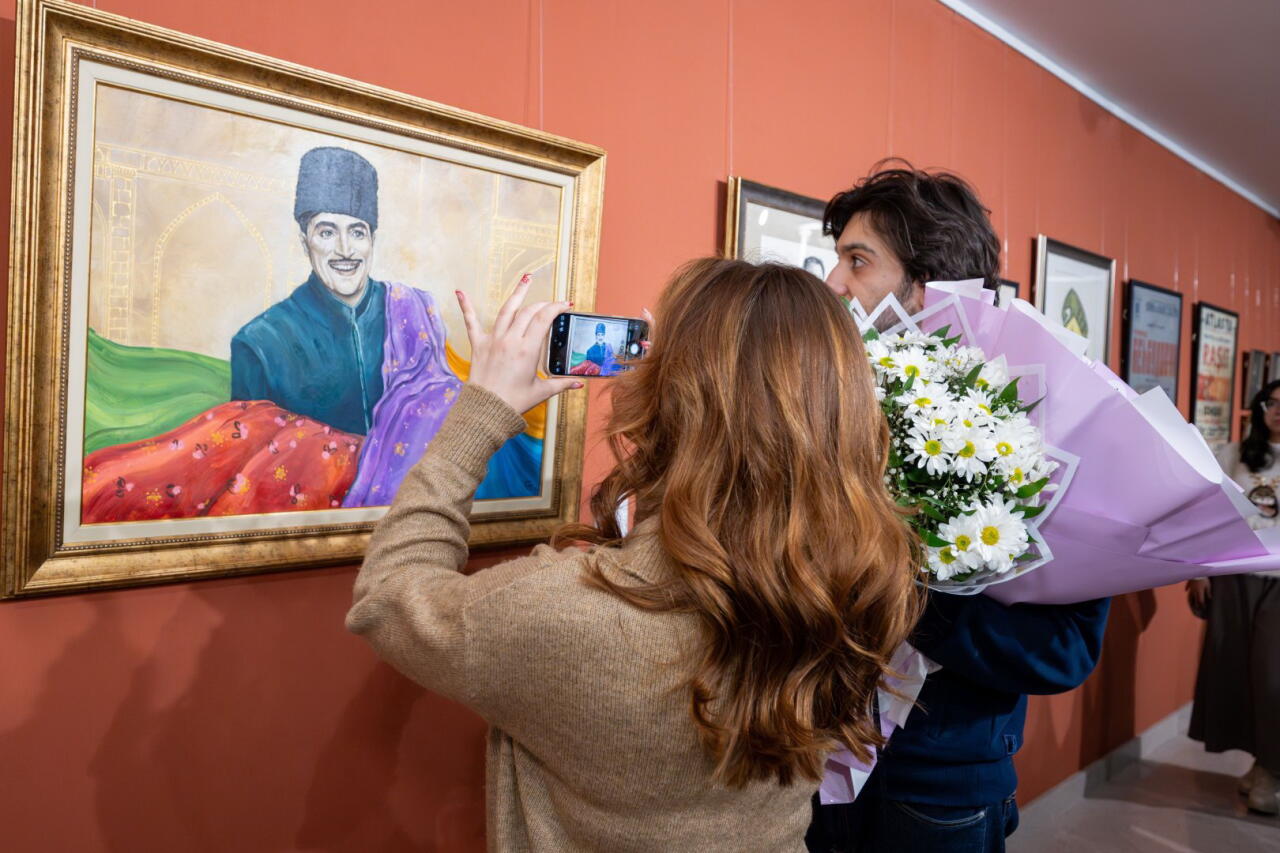 Состоялось торжественное открытие экспозиции "Цвет голоса" к 110-летию легендарного Рашида Бейбутова