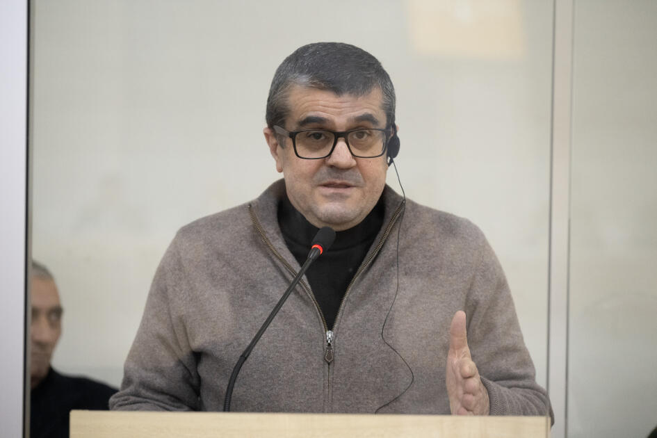 Ermənistan vətəndaşlarının məhkəməsi təqsirləndirilən şəxslərin son söz çıxışları ilə davam etdirilib