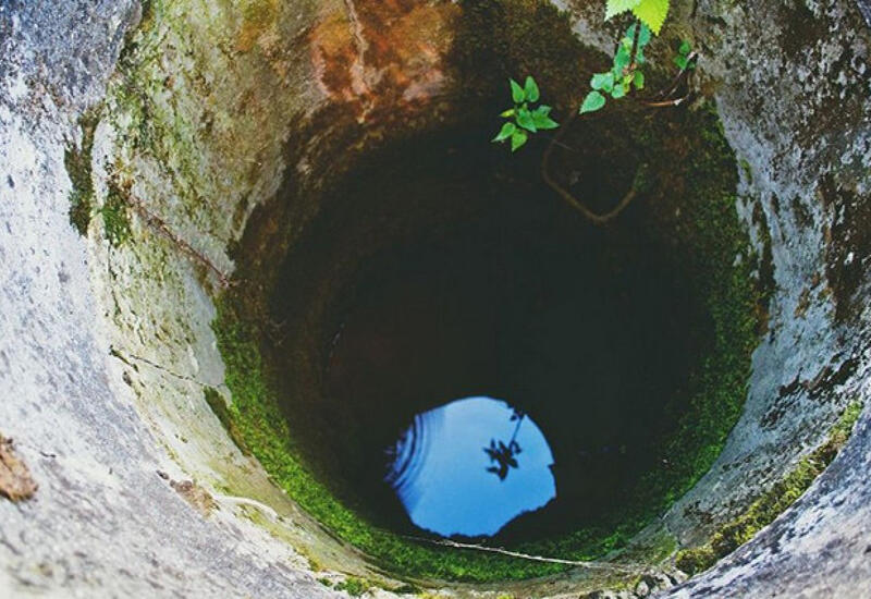 В Бейлаганском районе ребенок упал в колодец и умер