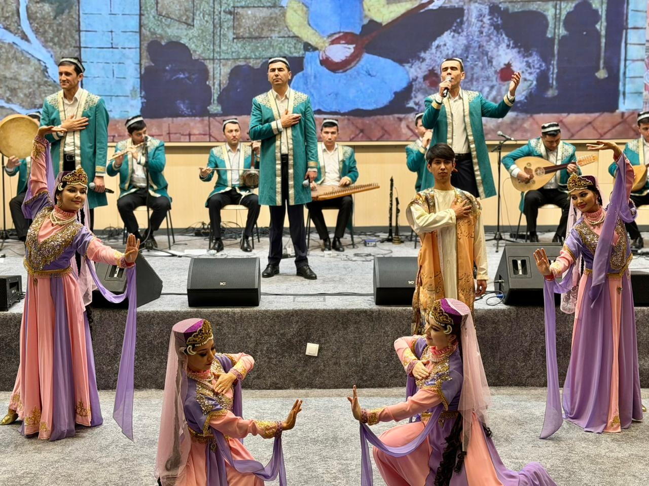 Дни культуры Узбекистана в Азербайджане завершились в Физули красочной концертной программой