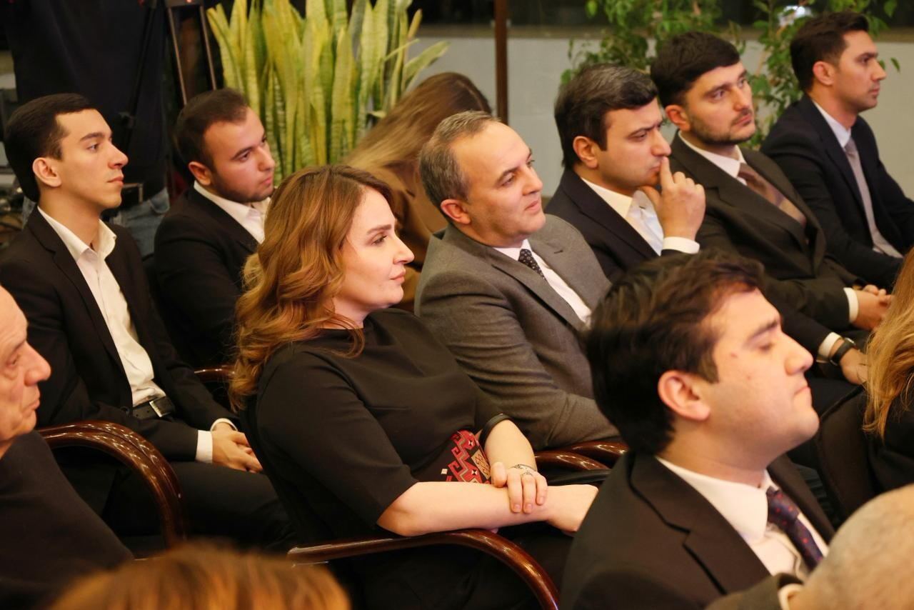 İçərişəhərin UNESCO-nun Ümumdünya İrs Siyahısına daxil edilməsinin 25 illiyi qeyd olunur