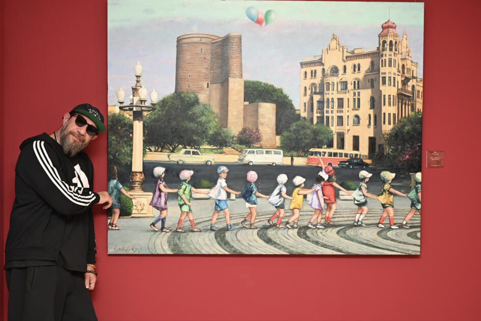 В Баку открылась персональная выставка художника Эмиля Азиза «Орнамент и силуэт»