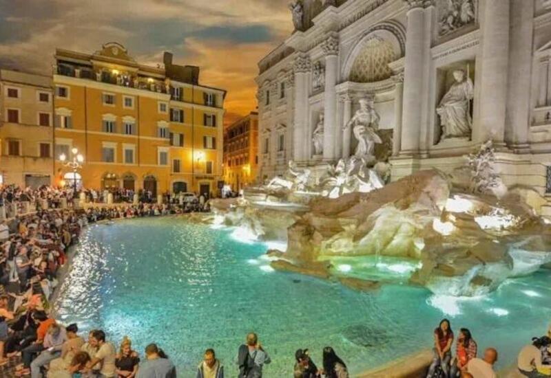 Новые правила посещения одного из самых известных фонтанов мира