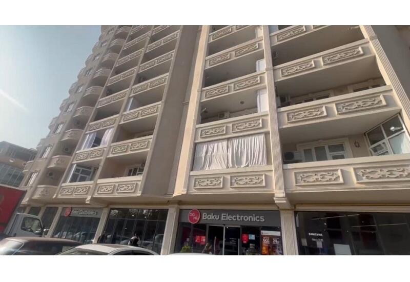 В Азербайджане закрыли известный магазин электроники