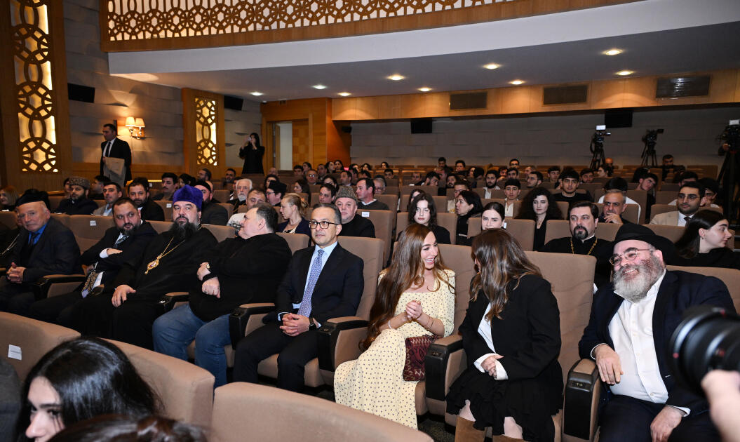 Bakı Media Mərkəzinin rəhbəri Arzu Əliyeva “Harmoniya” sənədli filminin təqdimatında iştirak edib