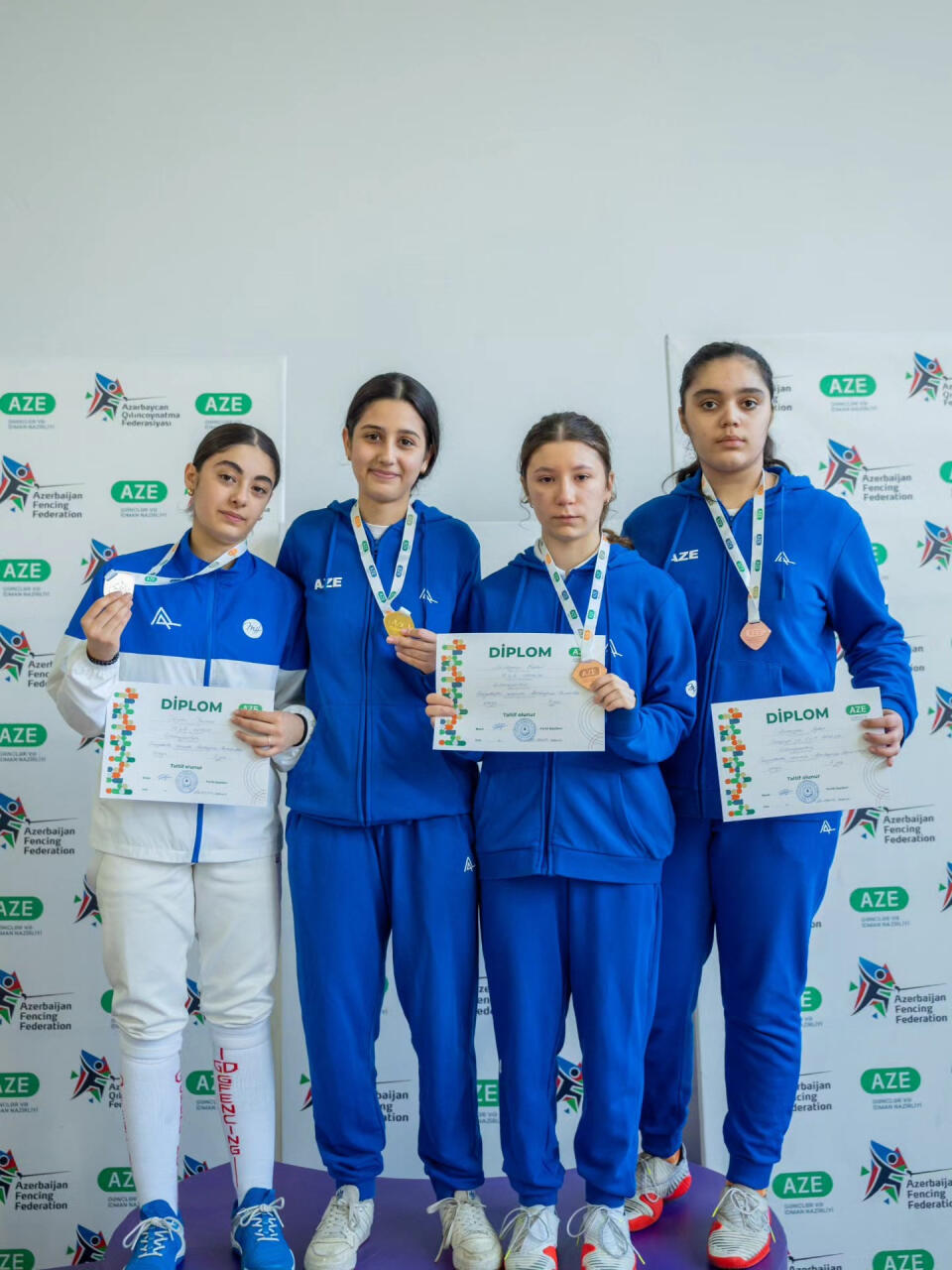 Определились первые призеры чемпионата Азербайджана по фехтованию