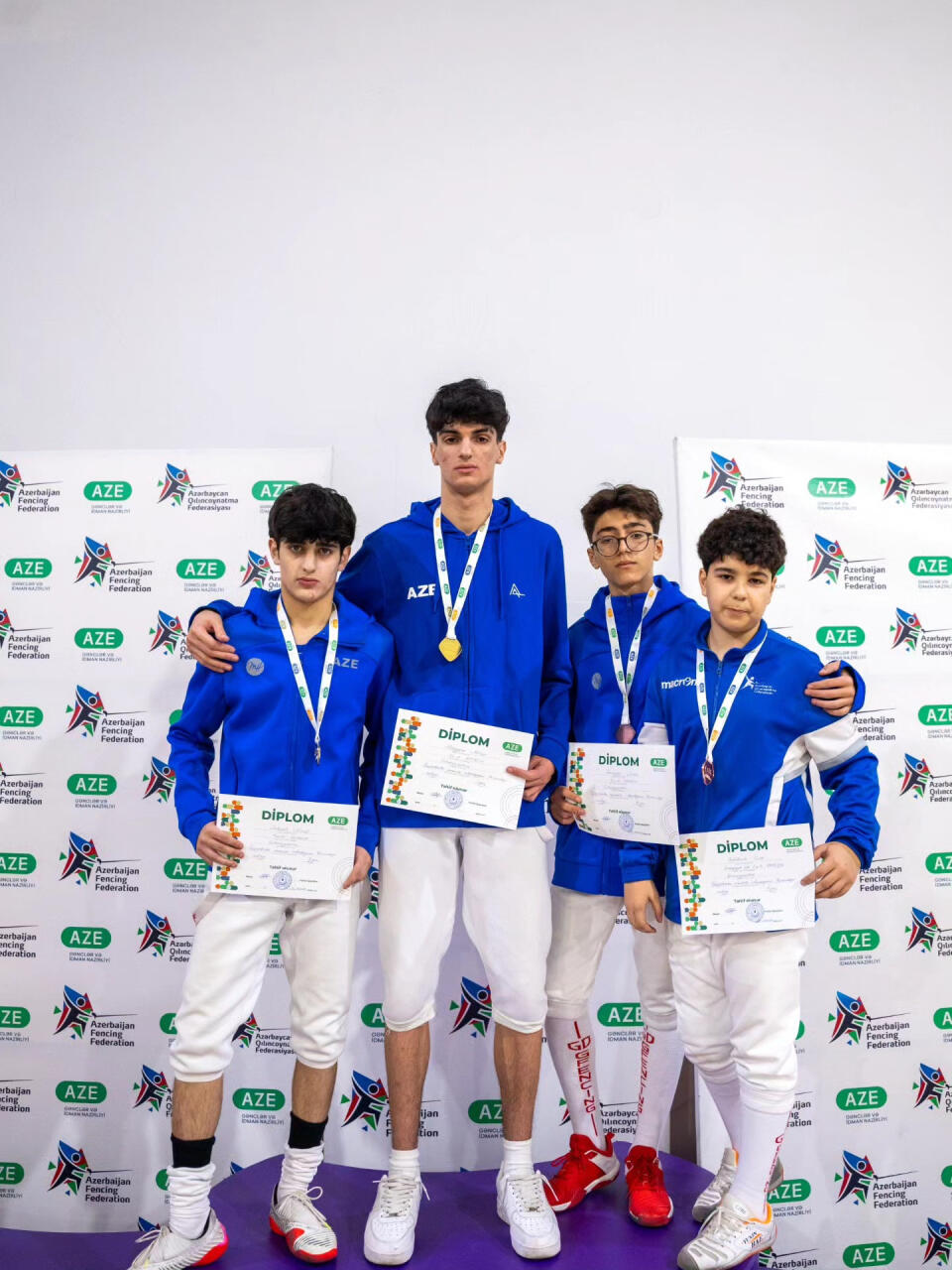 Определились первые призеры чемпионата Азербайджана по фехтованию