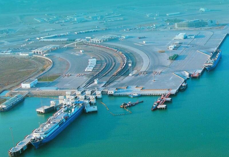 Рекордный оборот контейнеров: Бакинский порт вывел Средний коридор на новый уровень