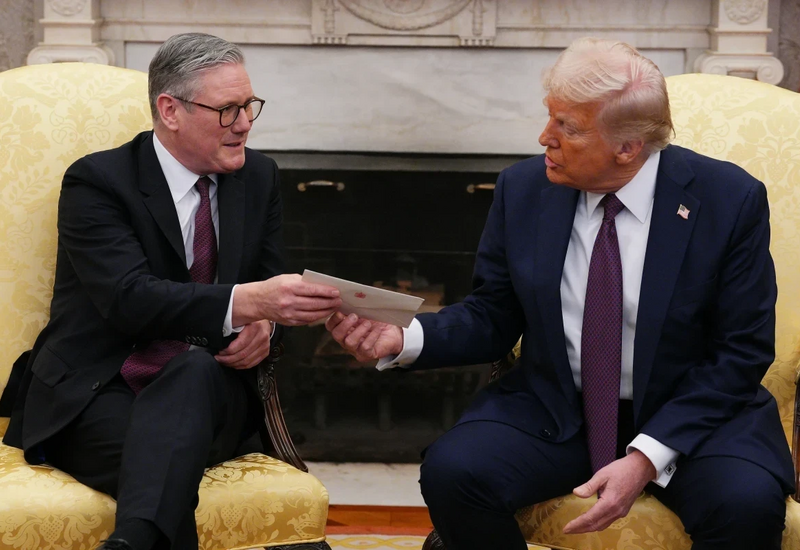 Стармер рассказал Трампу о планах "коалиции желающих" в Украине