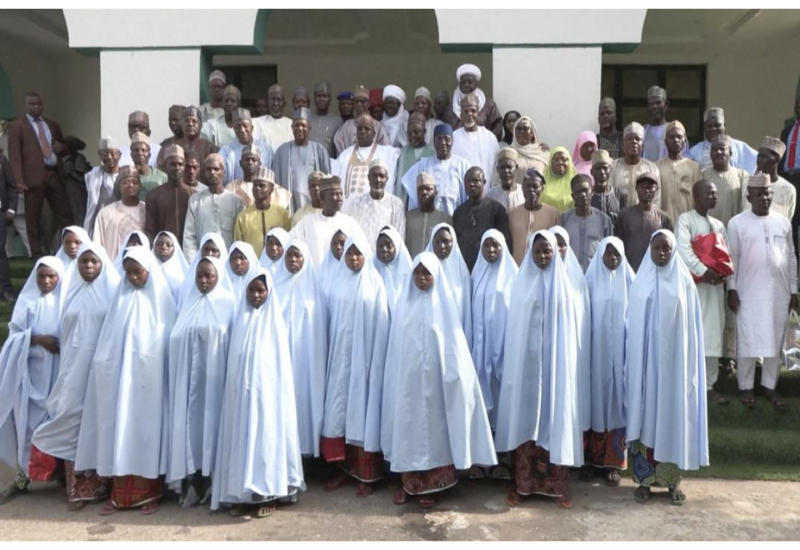 Более 100 школьников освободили из плена в Нигерии