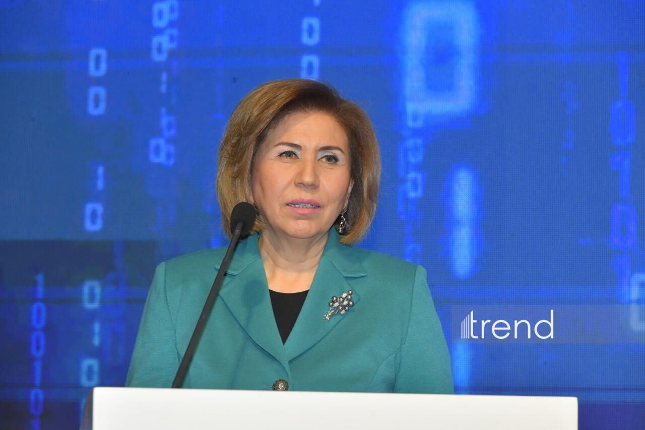 В Баку проходит международная конференция, посвященная защите детей в цифровой среде