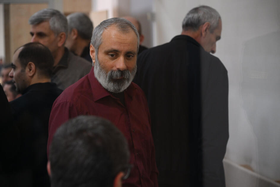 Ermənistan vətəndaşlarının məhkəməsi təqsirləndirilən şəxslərin son söz çıxışları ilə davam etdirilib