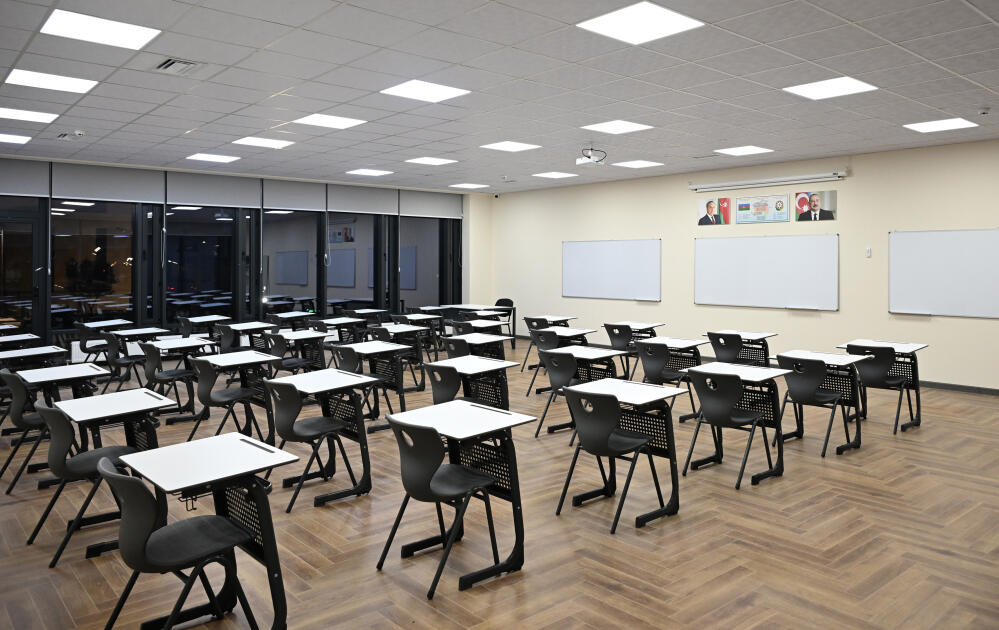 Prezident İlham Əliyev Qarabağ Universitetinin Biznes və iqtisadiyyat fakültəsinin binasının açılışında iştirak edib