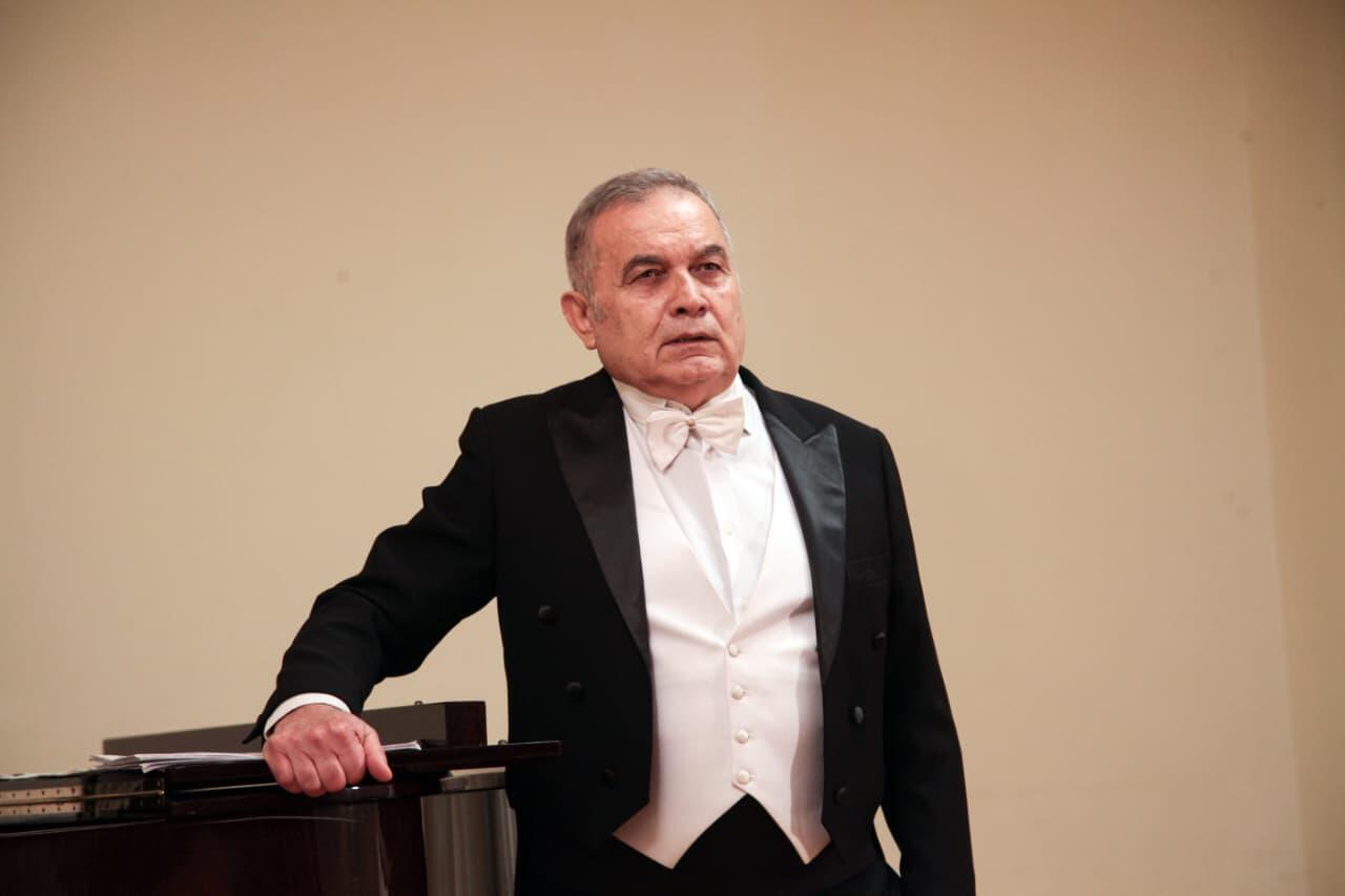 Классическое искусство в зимнем Баку