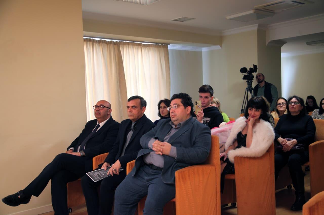 Классическое искусство в зимнем Баку