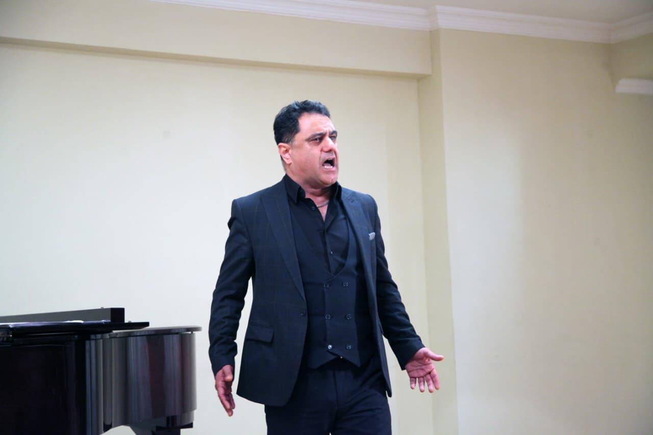 Классическое искусство в зимнем Баку