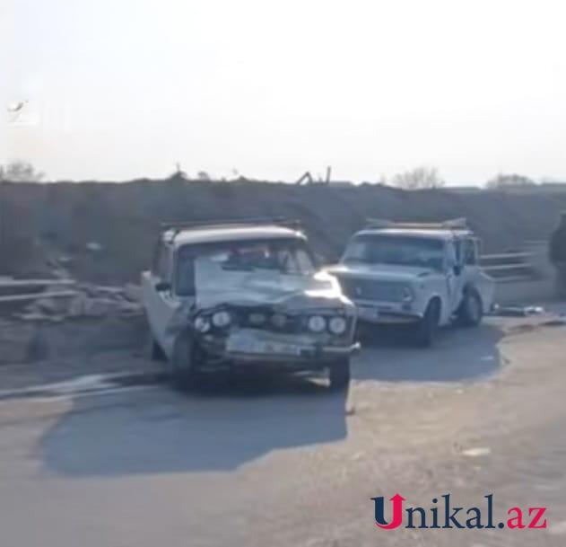 Два "ВАЗ"а столкнулись в Уджаре