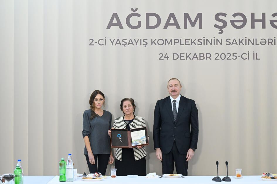 Prezident İlham Əliyev və Birinci xanım Mehriban Əliyeva Ağdamda 2-ci yaşayış kompleksinin açılışında iştirak edib və sakinlərlə görüşüblər