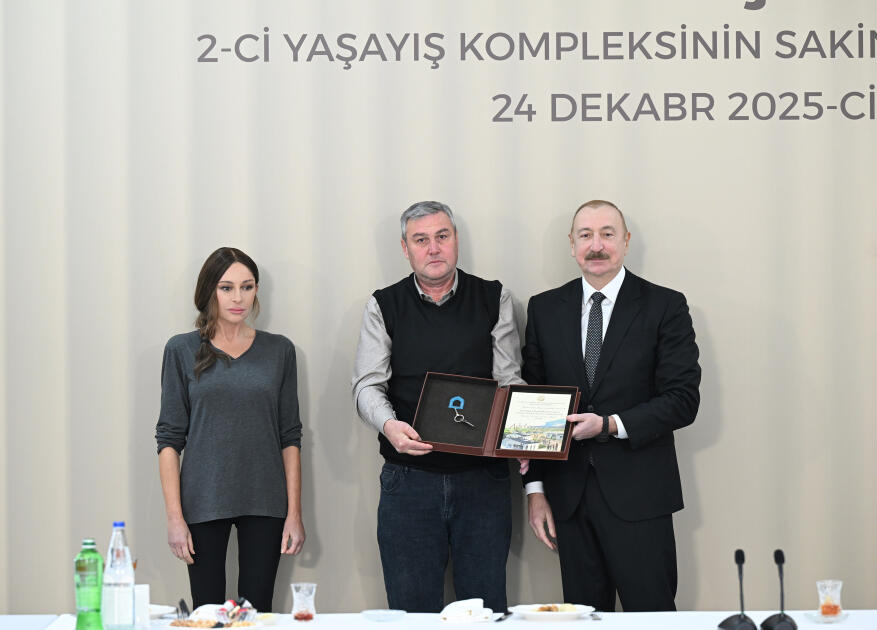 Prezident İlham Əliyev və Birinci xanım Mehriban Əliyeva Ağdamda 2-ci yaşayış kompleksinin açılışında iştirak edib və sakinlərlə görüşüblər