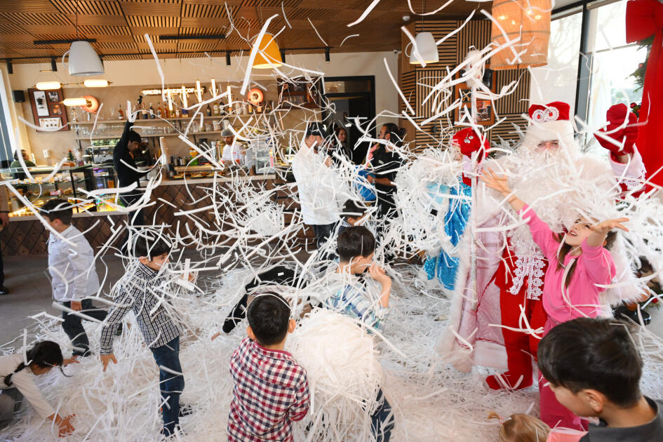 Heydər Əliyev Fondunun vitse-prezidenti Leyla Əliyeva Mərkəzi Nəbatat bağında uşaqlar üçün təşkil olunan tədbirdə iştirak edib