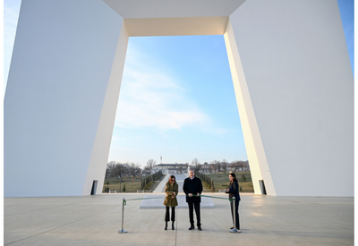 Президент Ильхам Алиев и Первая леди Мехрибан Алиева приняли участие в открытии Парка Победы в Ханкенди - ФОТО - ВИДЕО