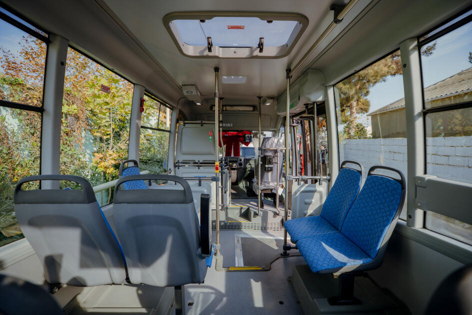 Leyla Əliyeva, Arzu Əliyeva və Alena Əliyeva “Təmiz Dünya” sığınacağında yaşayan uşaqların bayram sevincinə şərik olublar