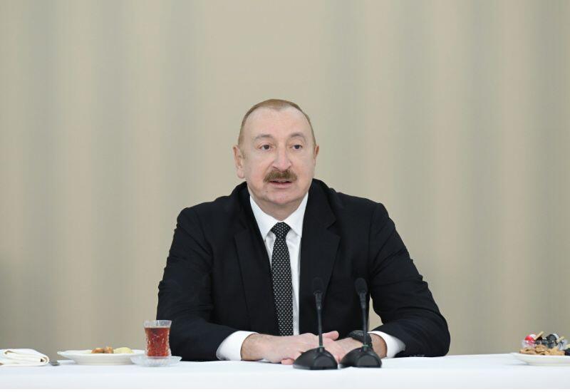 Президент Ильхам Алиев: Мы никогда не можем забыть наших шехидов, жертв Ходжалы, гибель других невинных людей