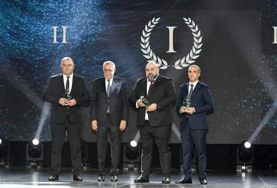 Вице-президент Фонда Гейдара Алиева Лейла Алиева и руководитель Баку Медиа Центра Арзу Алиева приняли участие в Гала-церемонии, посвященной спортивным итогам года