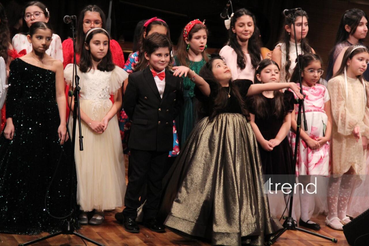 В Баку состоялся праздничный концерт Вокальной музыкальной школы Азербайджана Фидан Гаджиевой